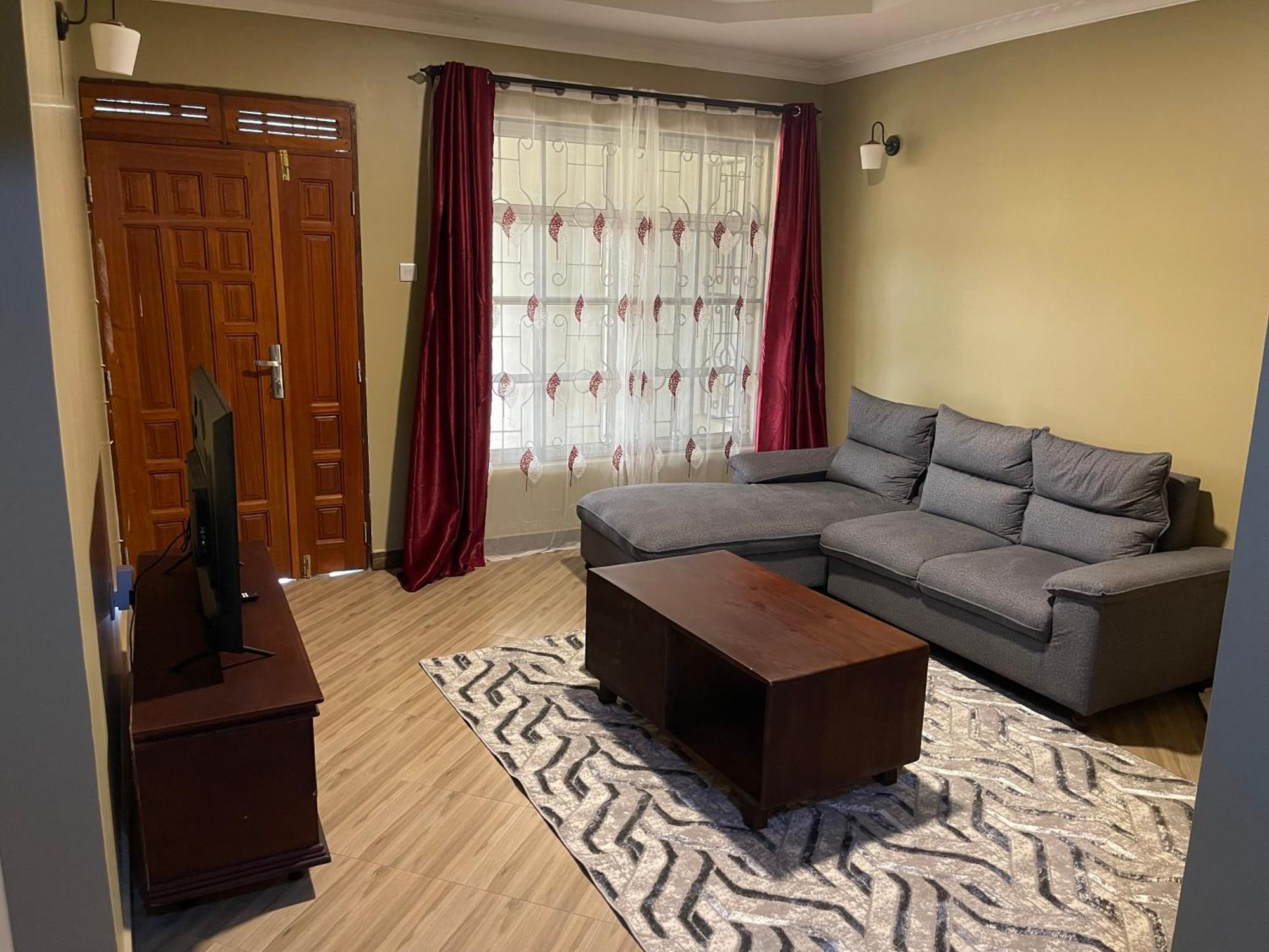 The Golden Suite Apartment Аруша Экстерьер фото