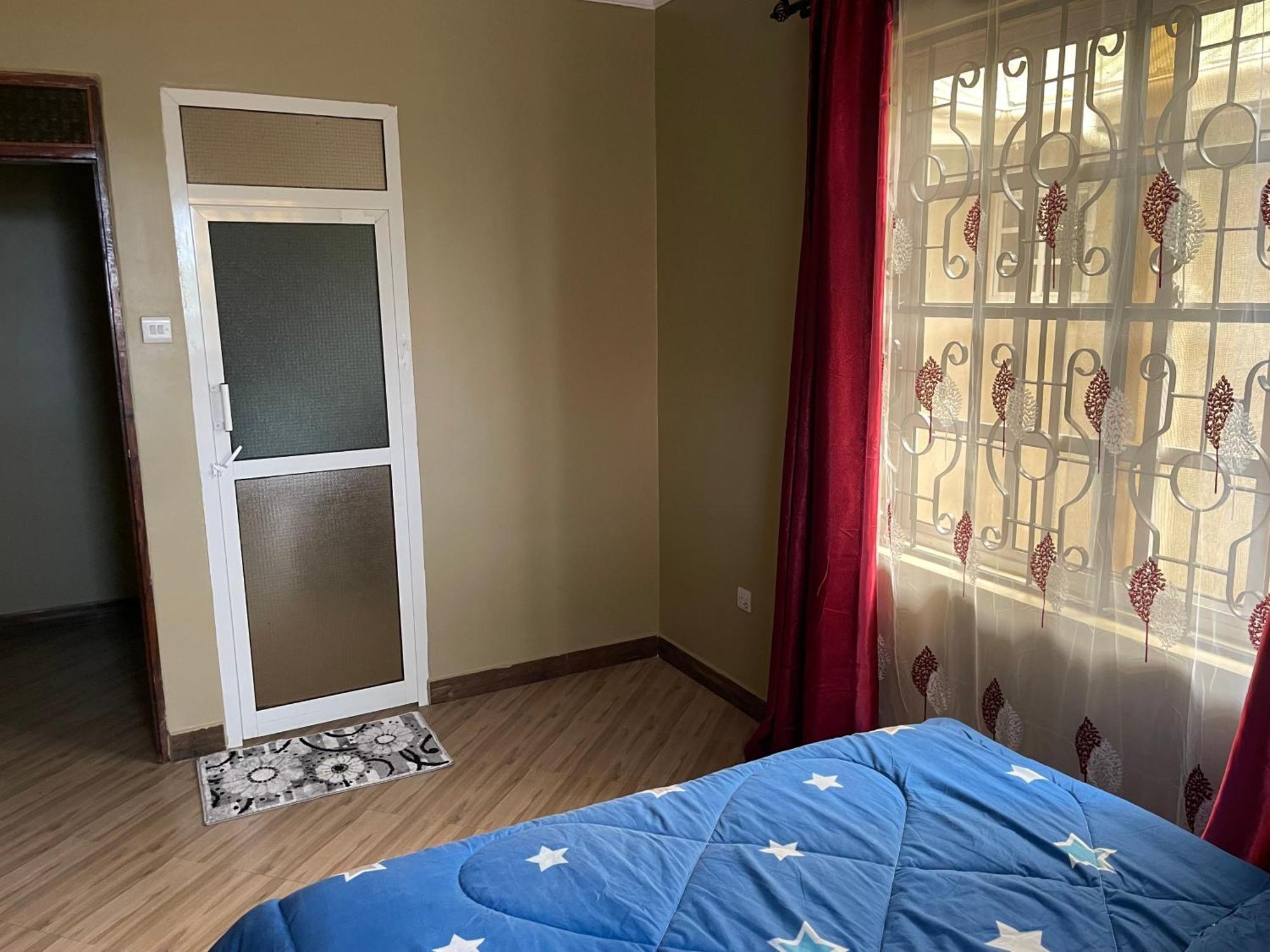 The Golden Suite Apartment Аруша Экстерьер фото