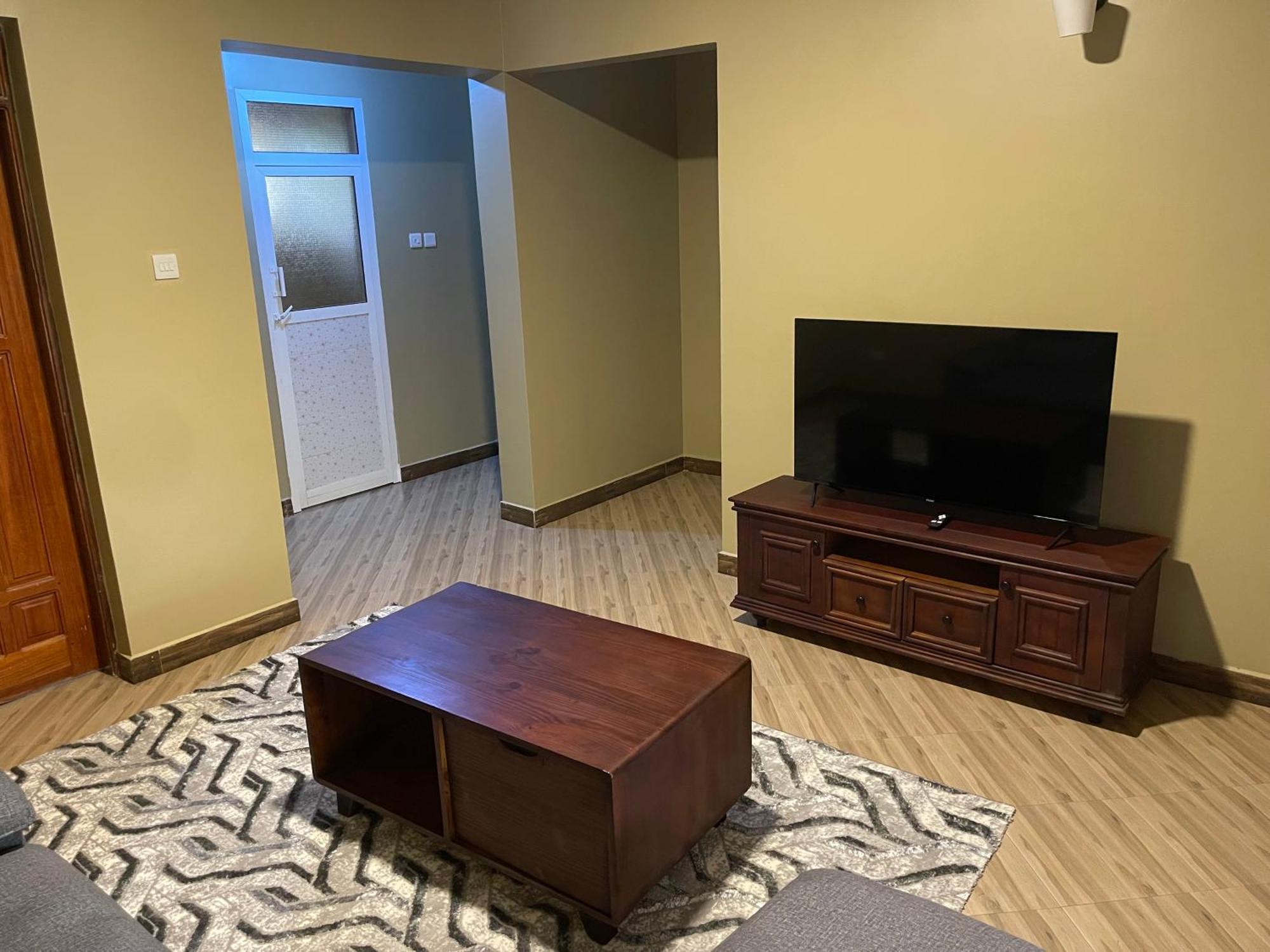 The Golden Suite Apartment Аруша Экстерьер фото